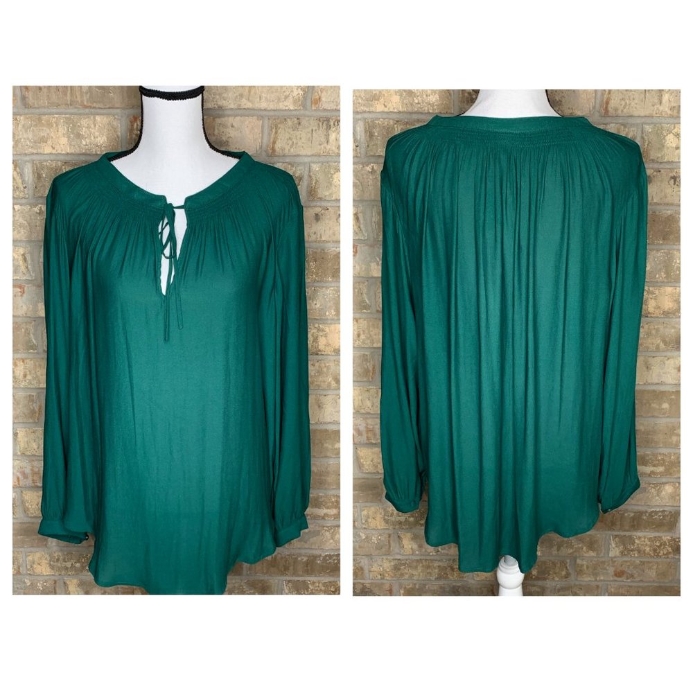 NWT Torrid Green Crepe Tie Front Top -G93